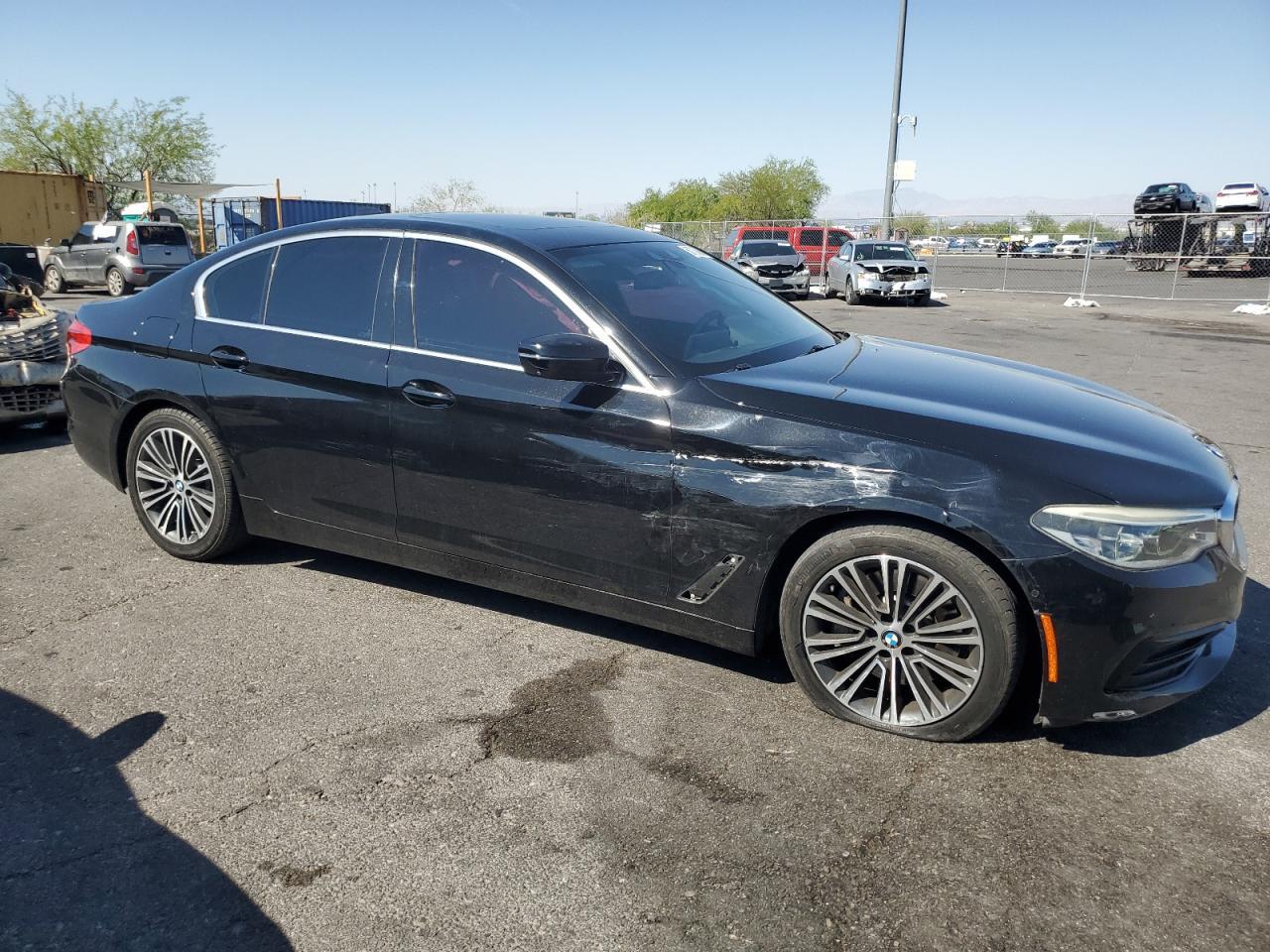 2019 BMW 530 I - Фото 4