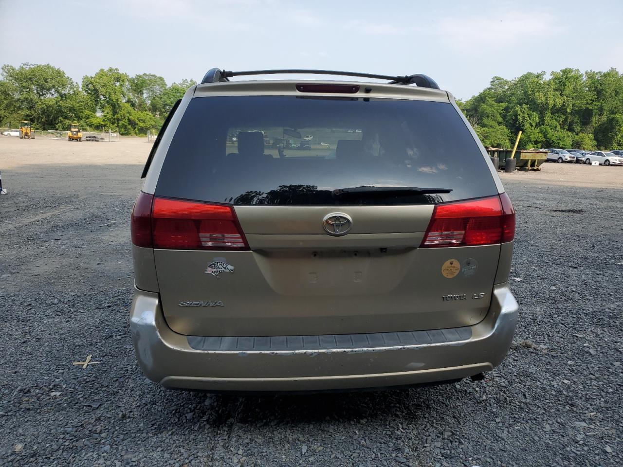 2005 Toyota Sienna - Image 6