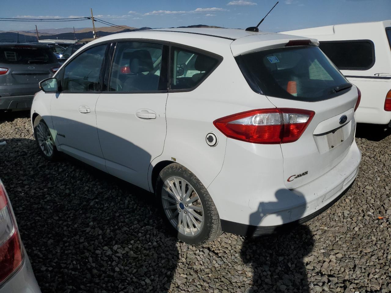 2015 Ford C-Max Se - Image 2