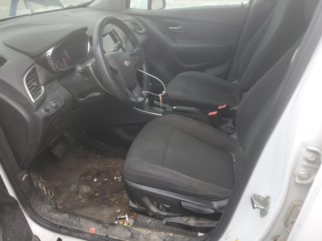 2019 Chevrolet Trax Ls - Image 7