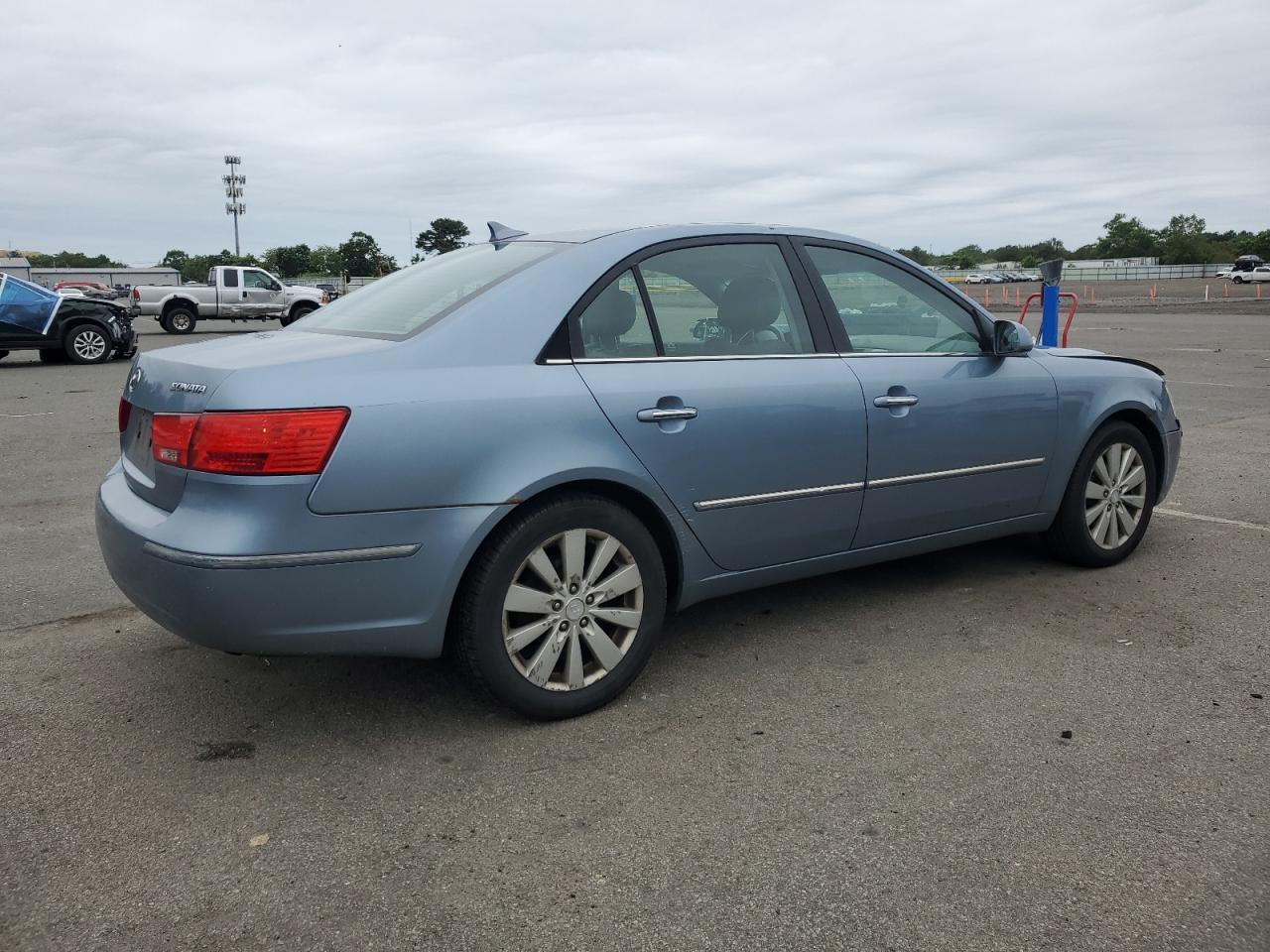 2010 Hyundai Sonata Se - Фото 3