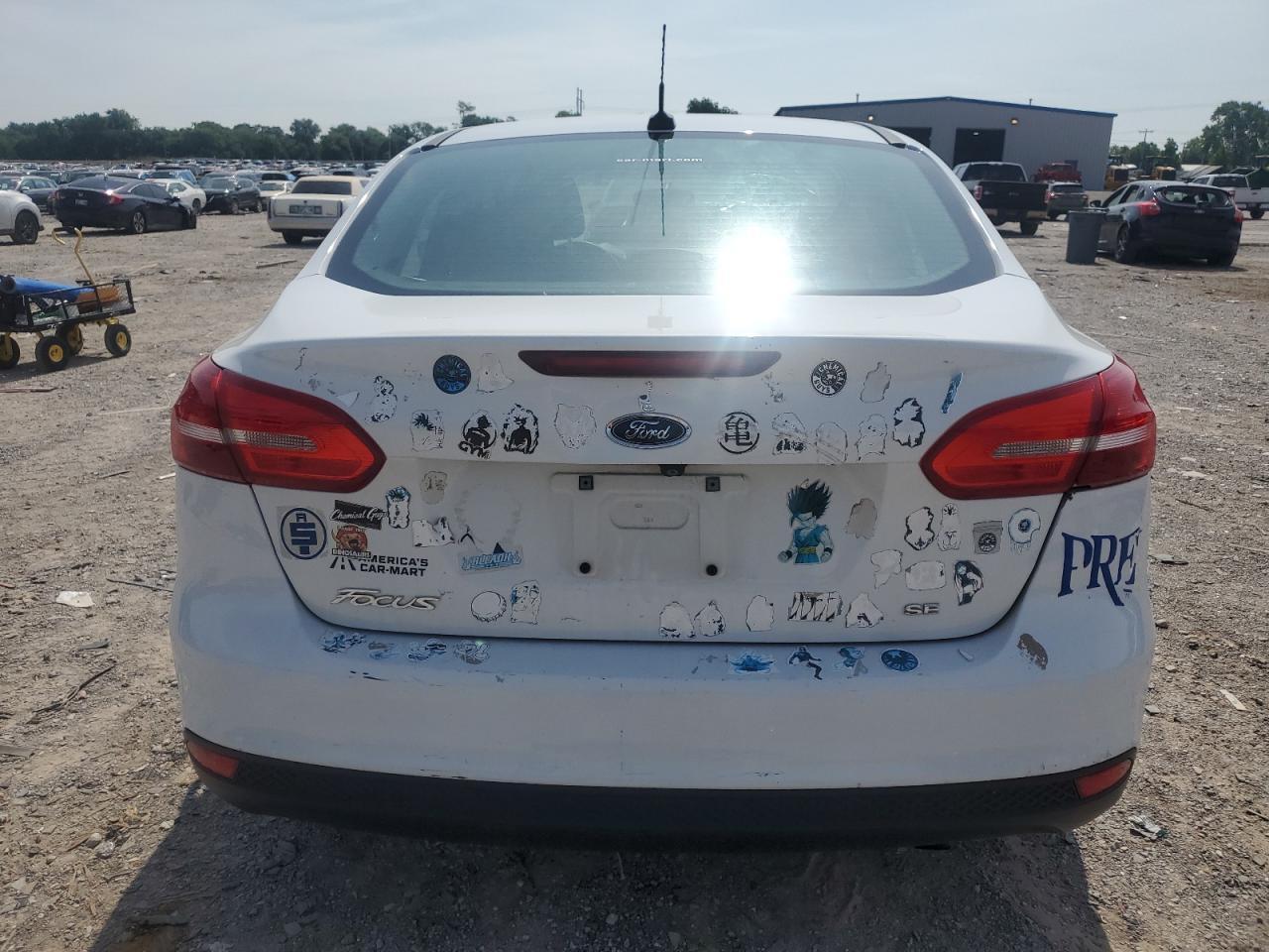2015 Ford Focus Se - Image 6