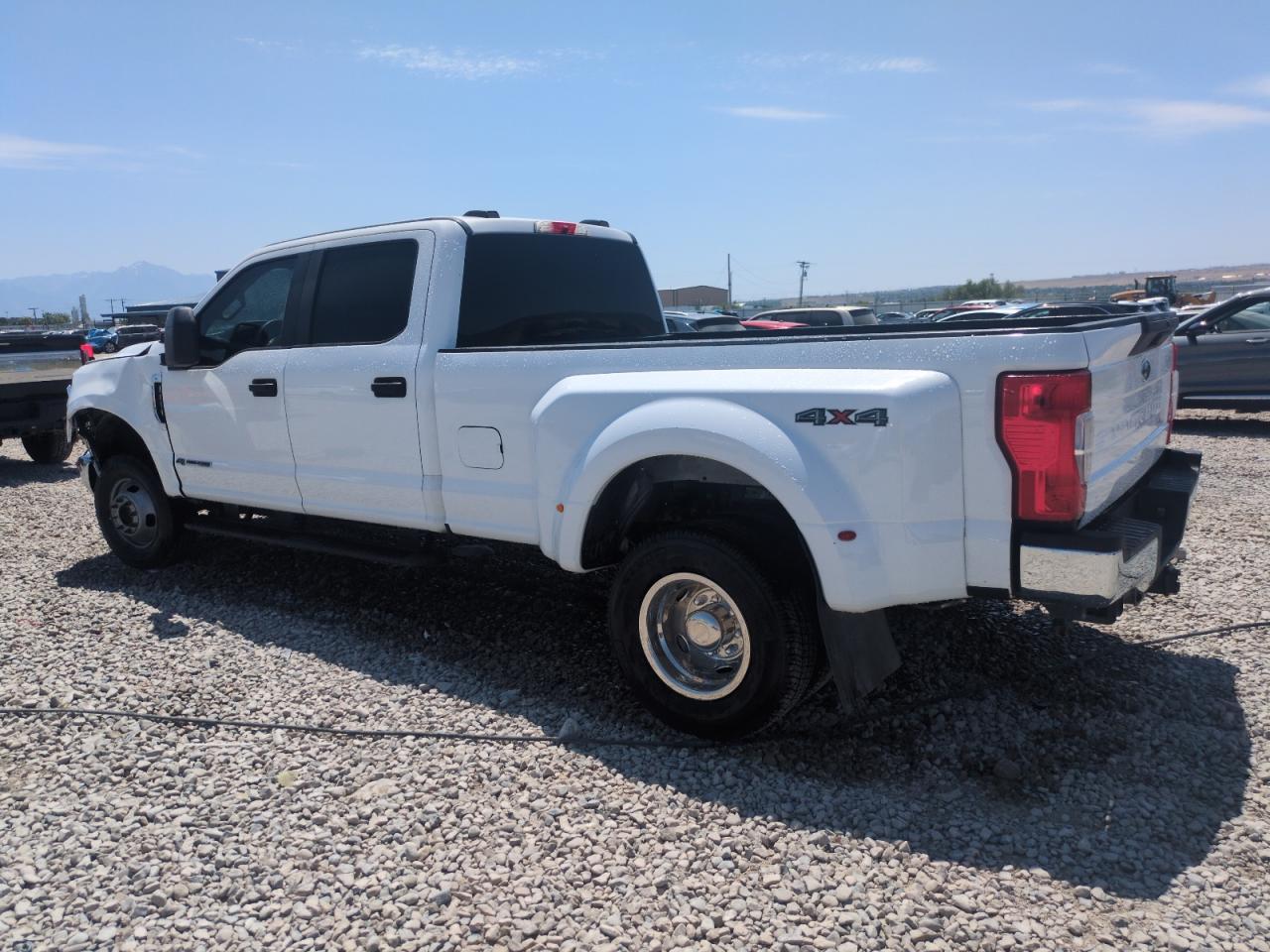2021 Ford F350 Super Duty - Фото 2