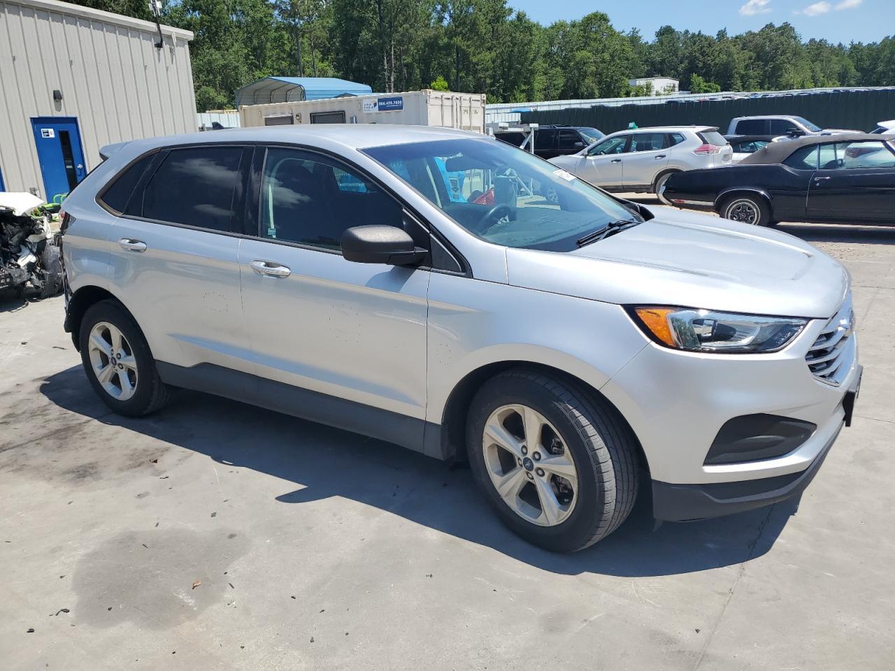 2019 Ford Edge Se - Фото 4