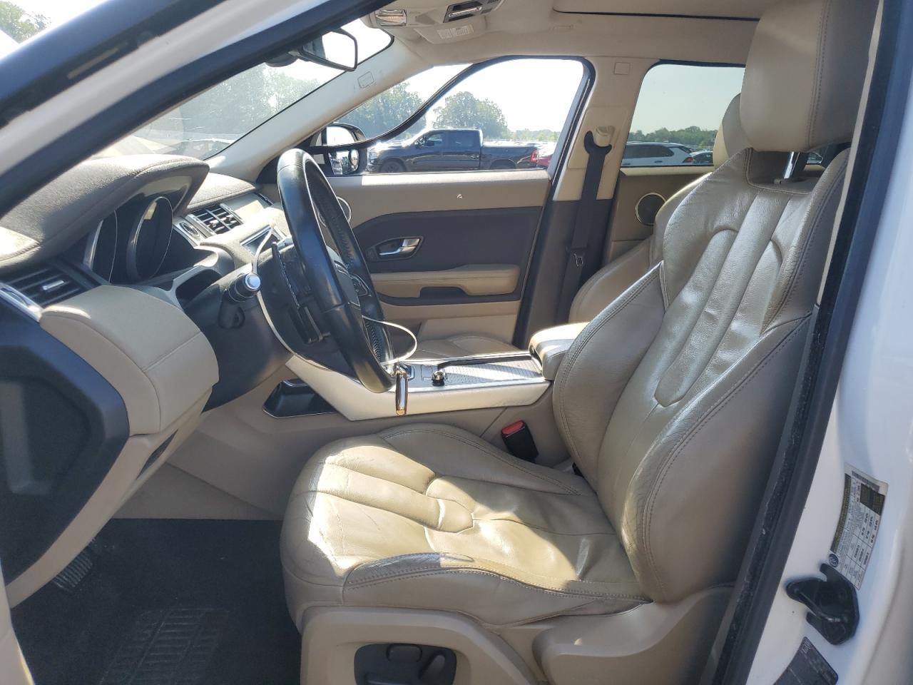 2012 Land Rover Range Rover Evoque Pure Premium - Image 7