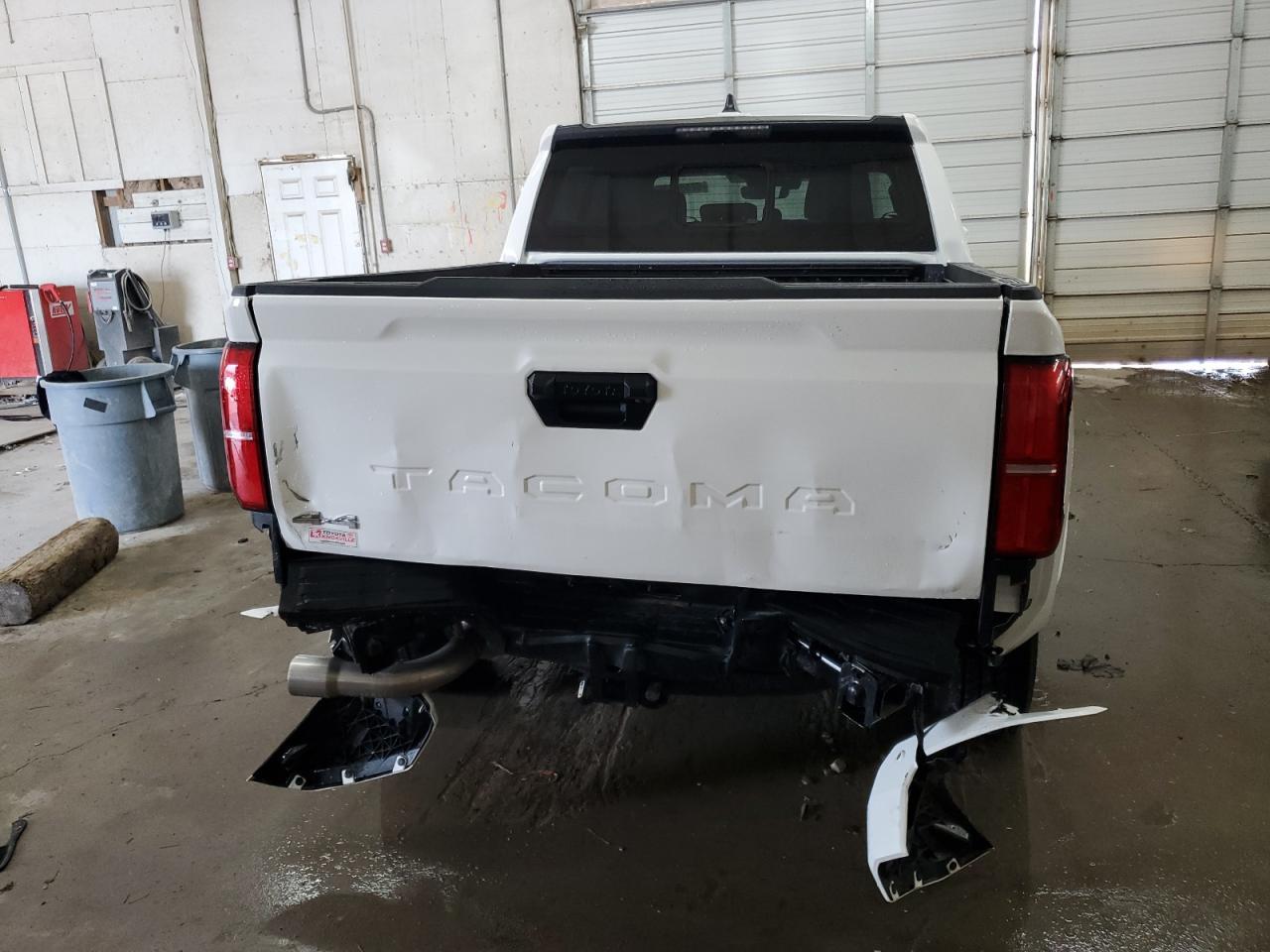 2024 Toyota Tacoma Double Cab - Image 6