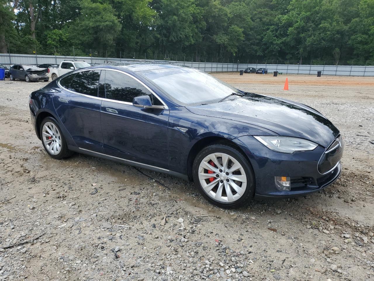 2015 Tesla Model S 85 - Фото 4
