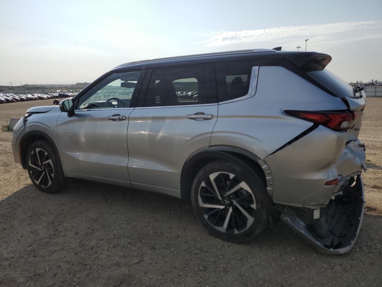 2024 Mitsubishi Outlander Sel - Фото 2