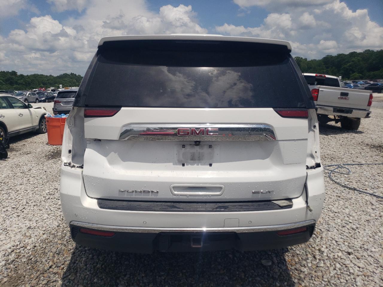 2021 GMC Yukon Slt - Фото 6