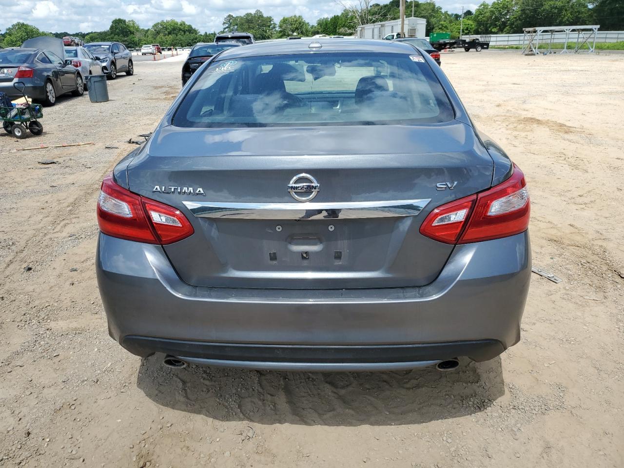 2017 Nissan Altima 2.5 - Image 6