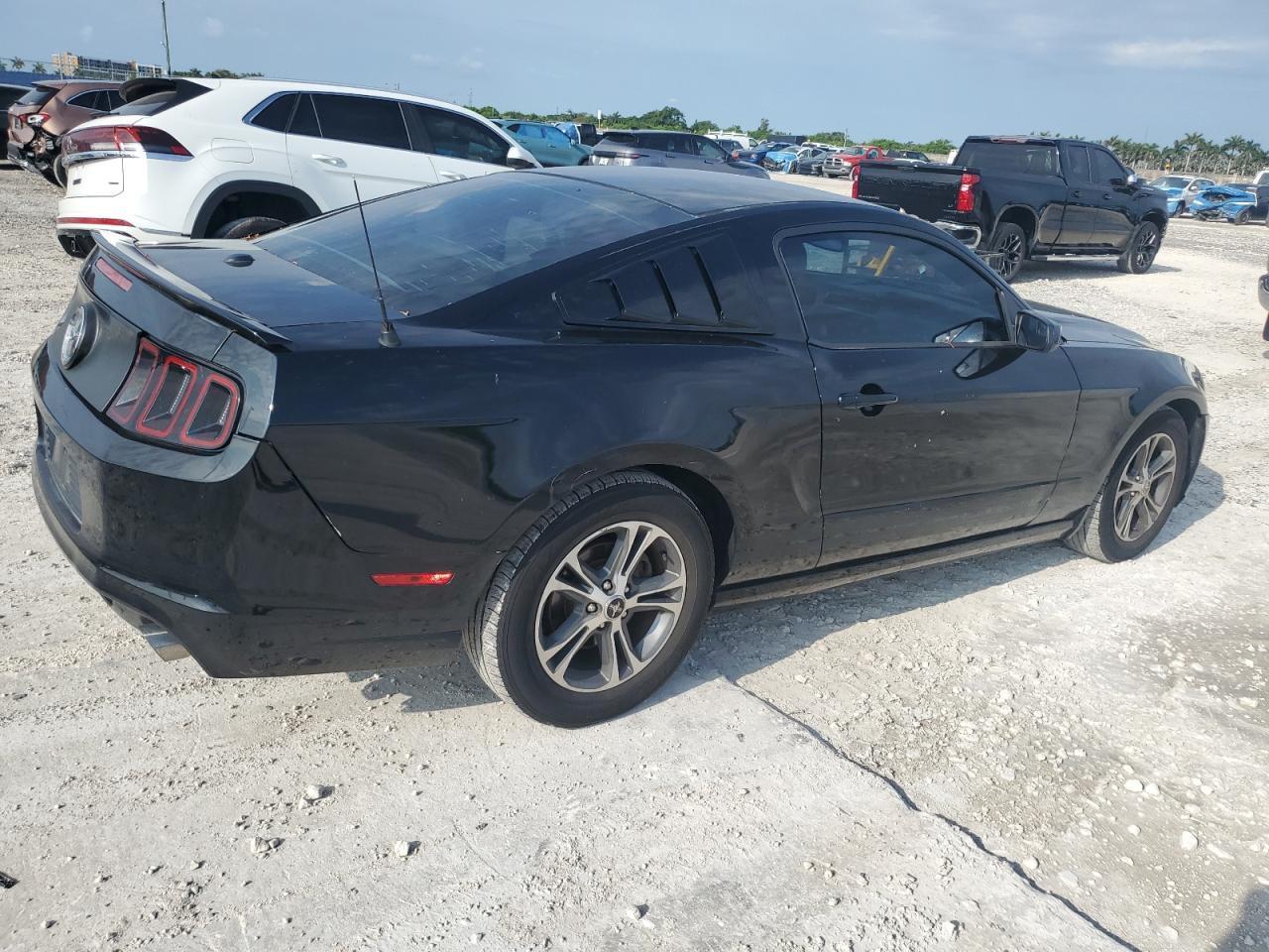 2014 Ford Mustang - Image 3