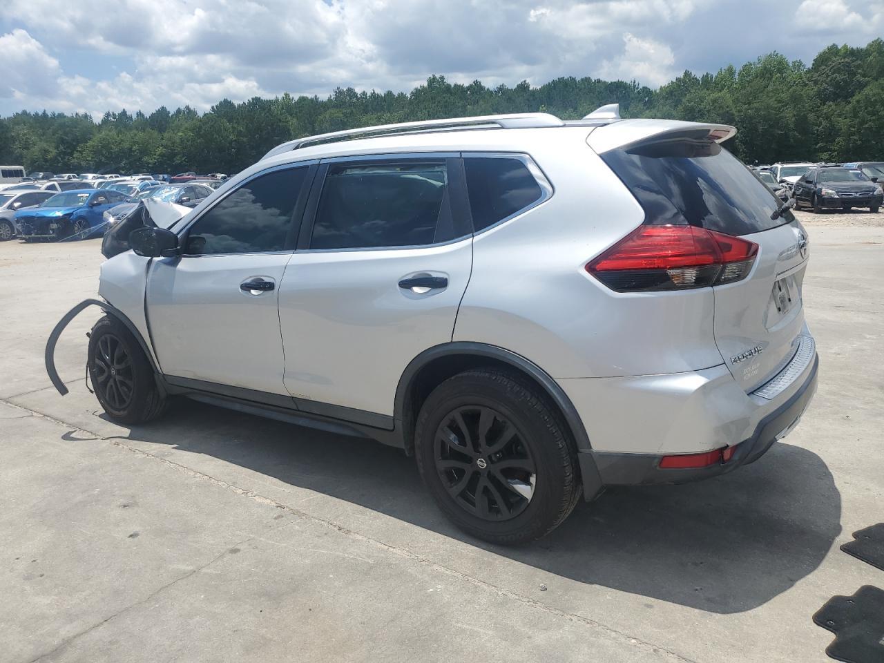 2017 Nissan Rogue S - Image 2