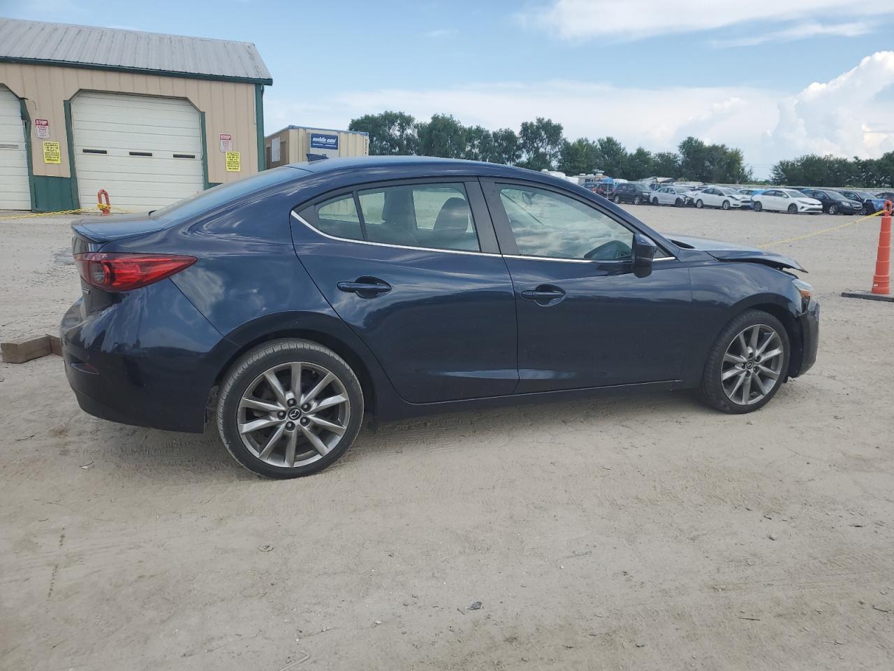 2018 Mazda 3 Touring - Фото 3