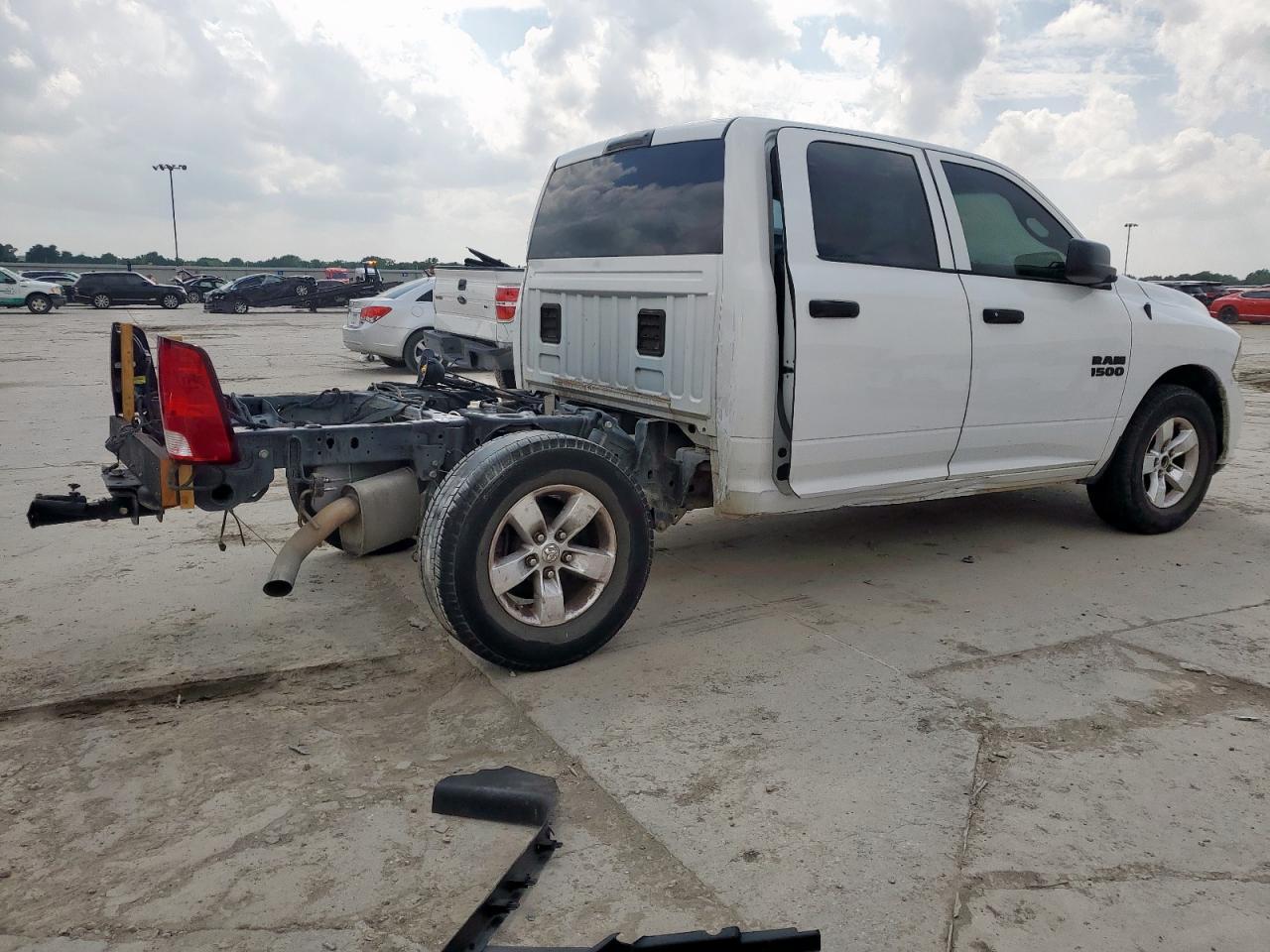 2016 Ram 1500 St - Image 3