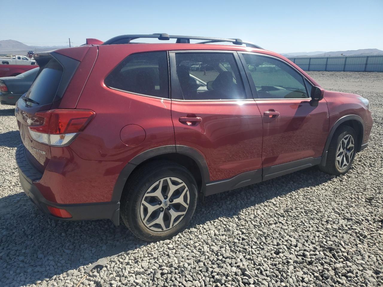 2019 Subaru Forester Premium - Image 3