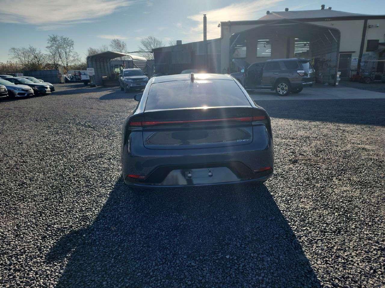 2024 Toyota Prius Le - Фото 4