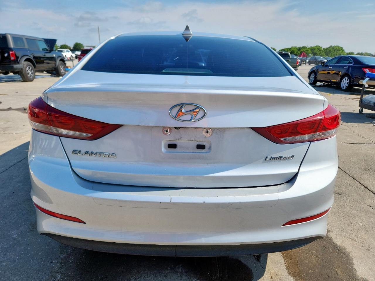 2017 Hyundai Elantra Se - Фото 6