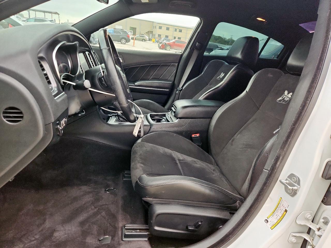 2018 Dodge Charger R/T 392 - Image 7