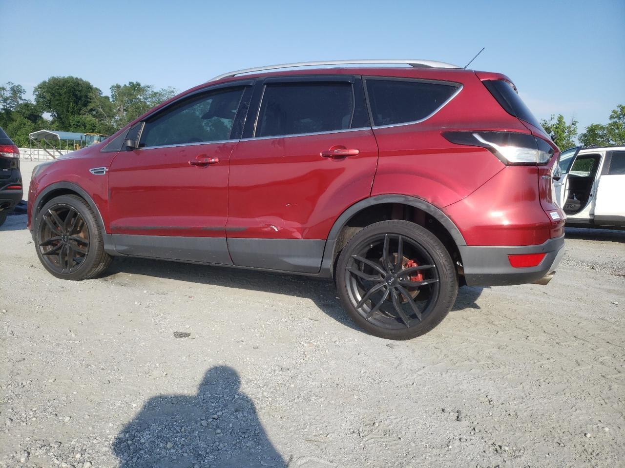 2015 Ford Escape Titanium - Фото 2