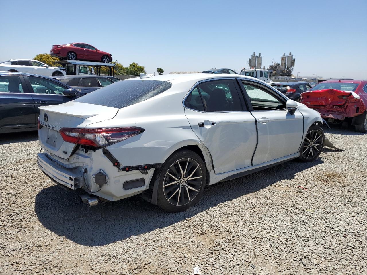 2024 Toyota Camry Se Night Shade - Image 3
