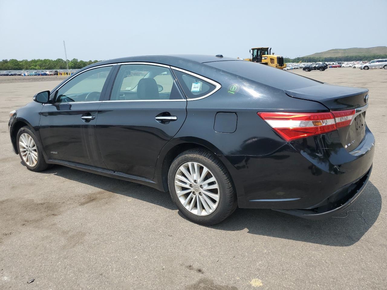 2013 Toyota Avalon Hybrid - Фото 2