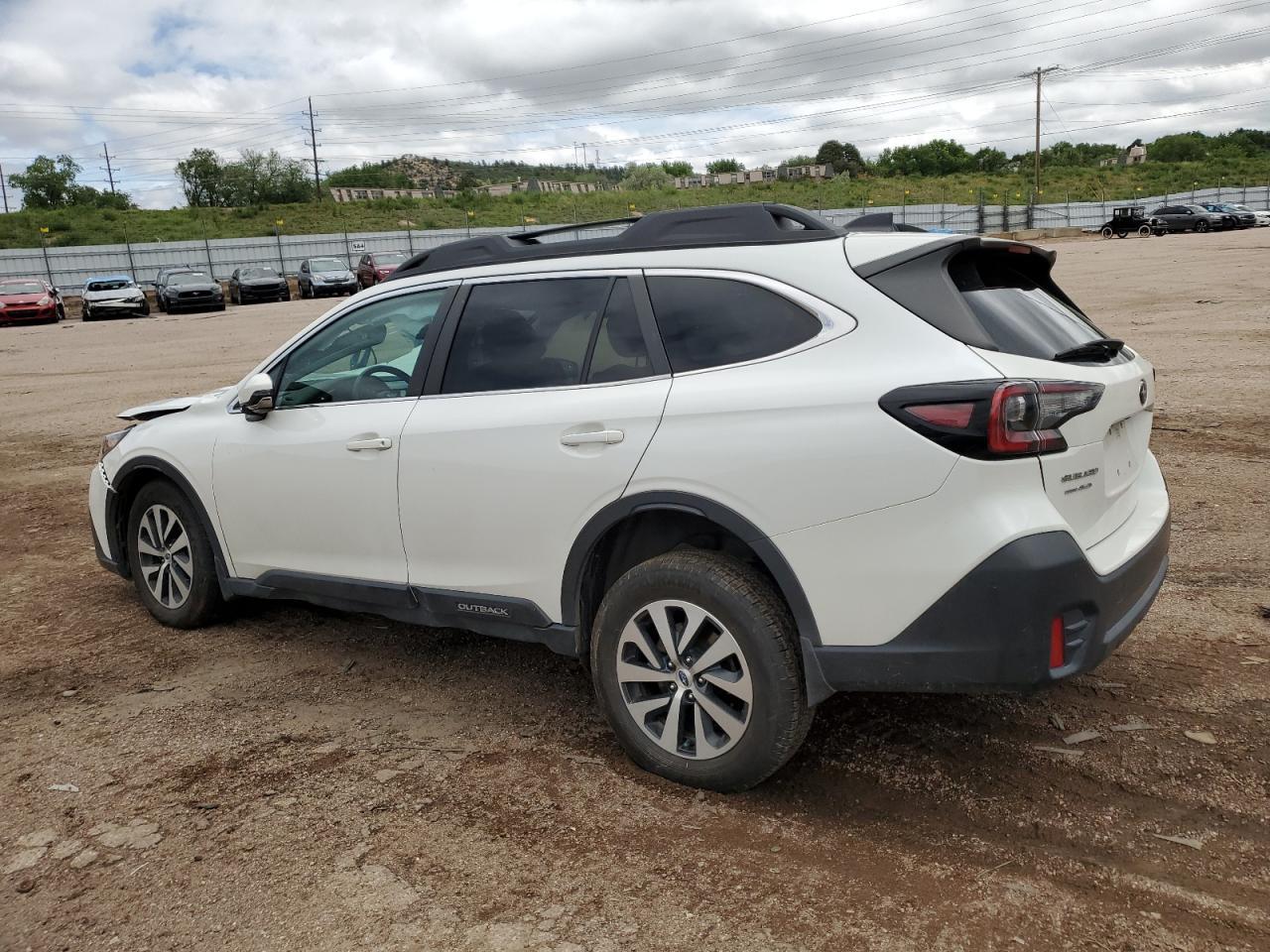 2021 Subaru Outback Premium - Фото 2