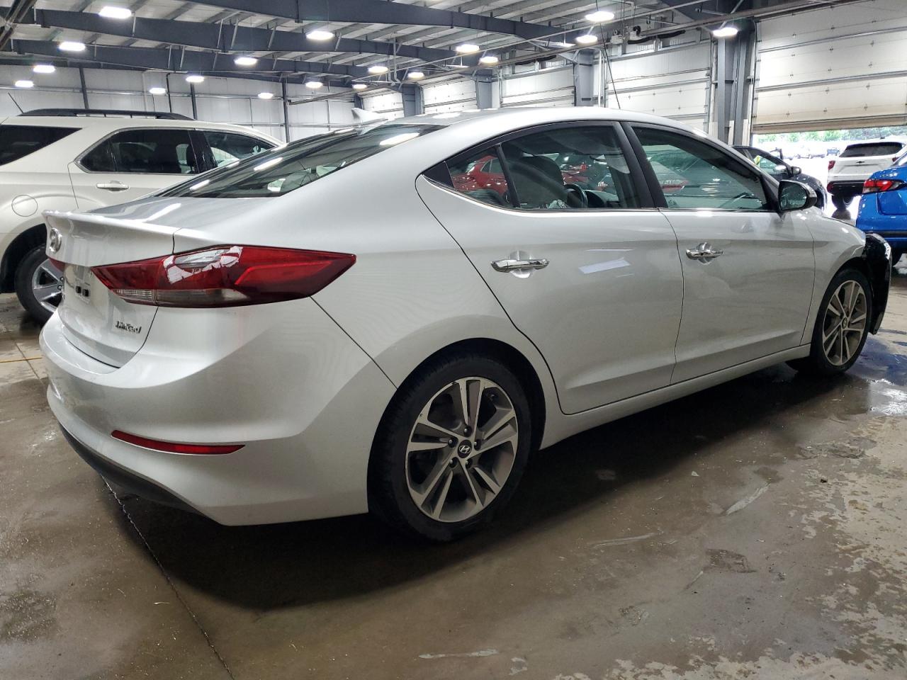2017 Hyundai Elantra Limited - Image 3