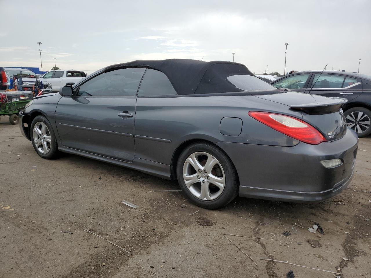 2007 Toyota Camry Solara Se - Image 2