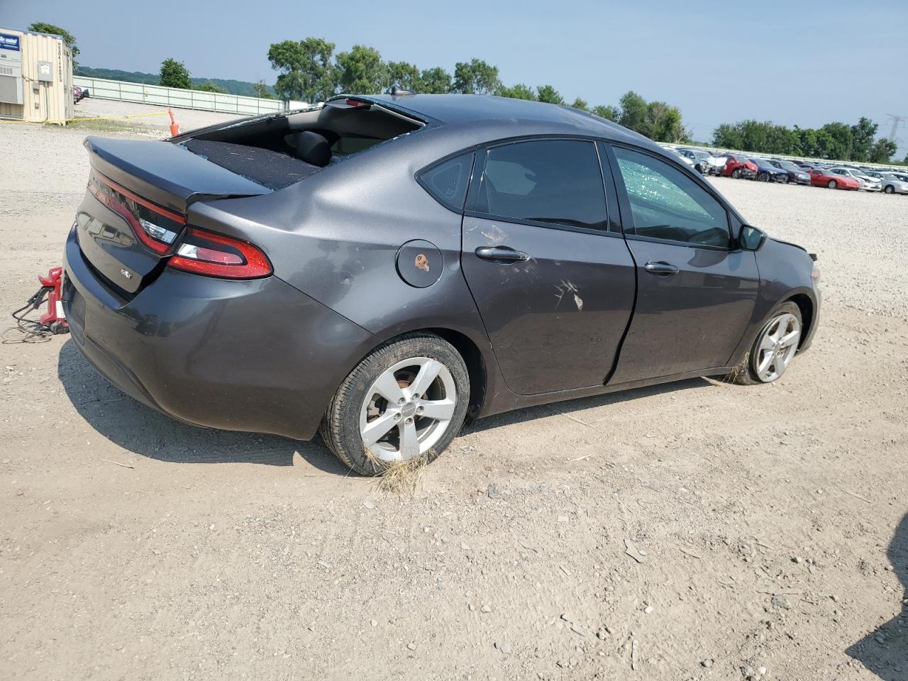 2016 Dodge Dart Sxt - Image 3