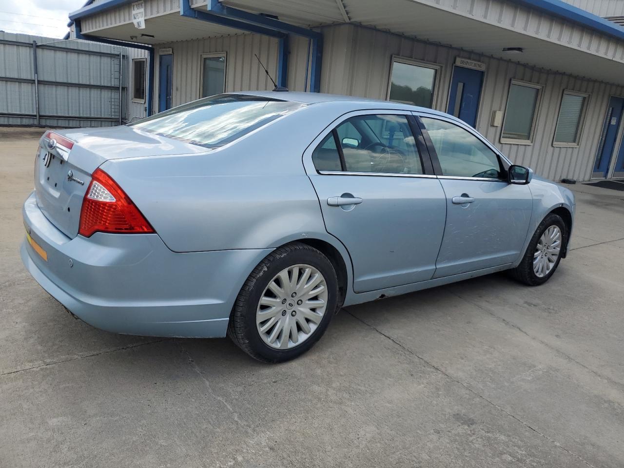 2010 Ford Fusion Hybrid - Image 3