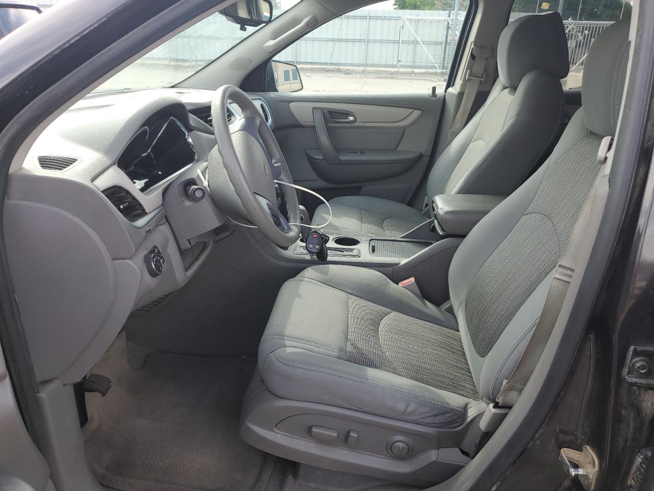 2017 Chevrolet Traverse Ls - Фото 7