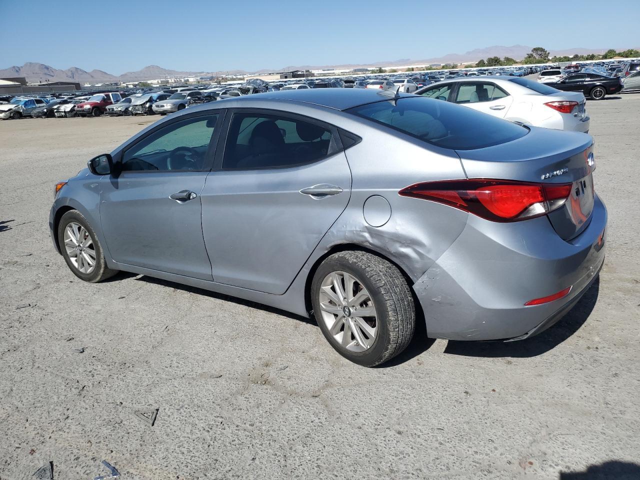 2015 Hyundai Elantra Se - Фото 2