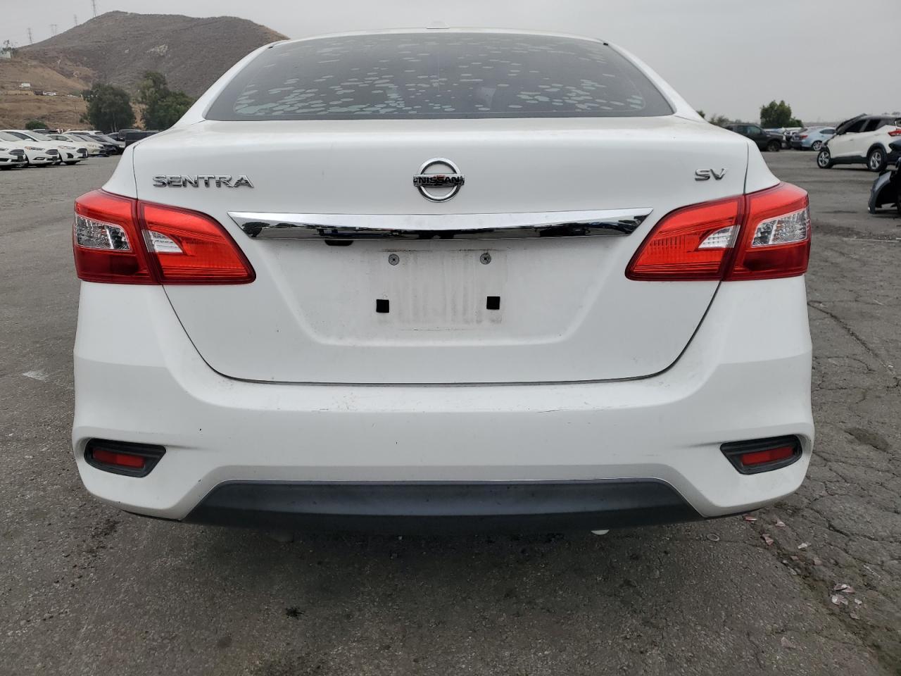 2017 Nissan Sentra S - Фото 6