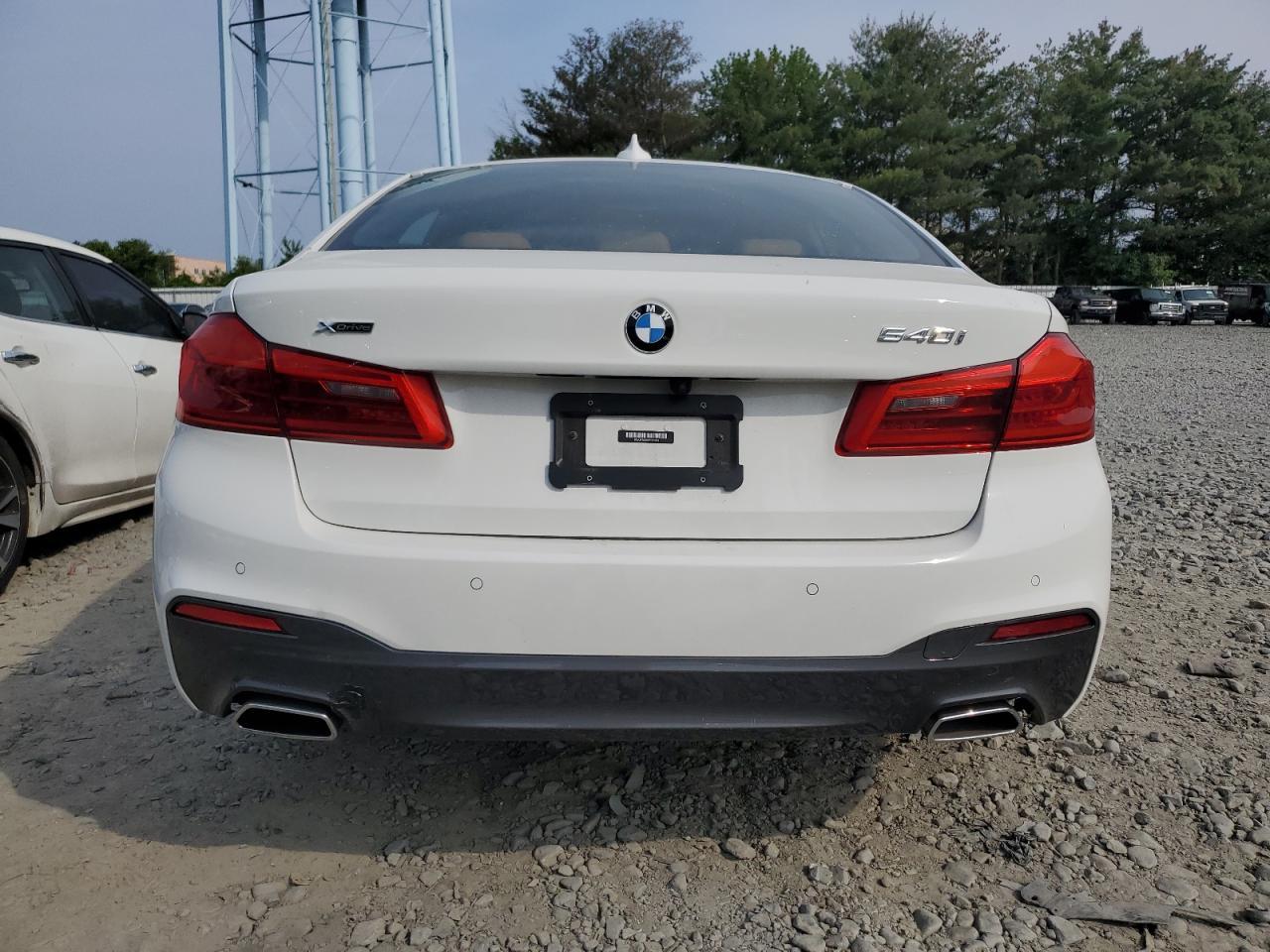 2019 BMW 540 Xi - Фото 6