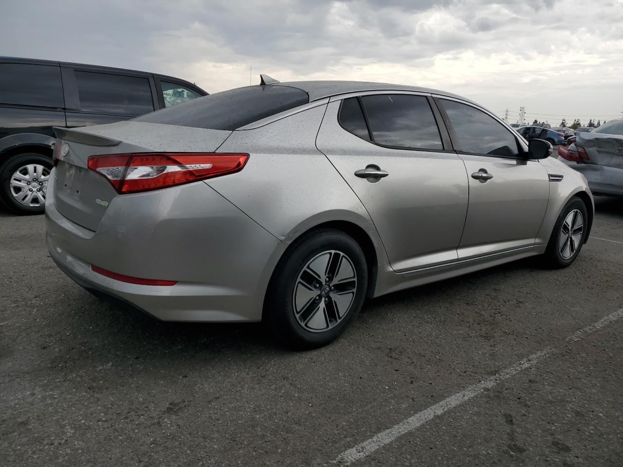 2011 Kia Optima Hybrid - Фото 3
