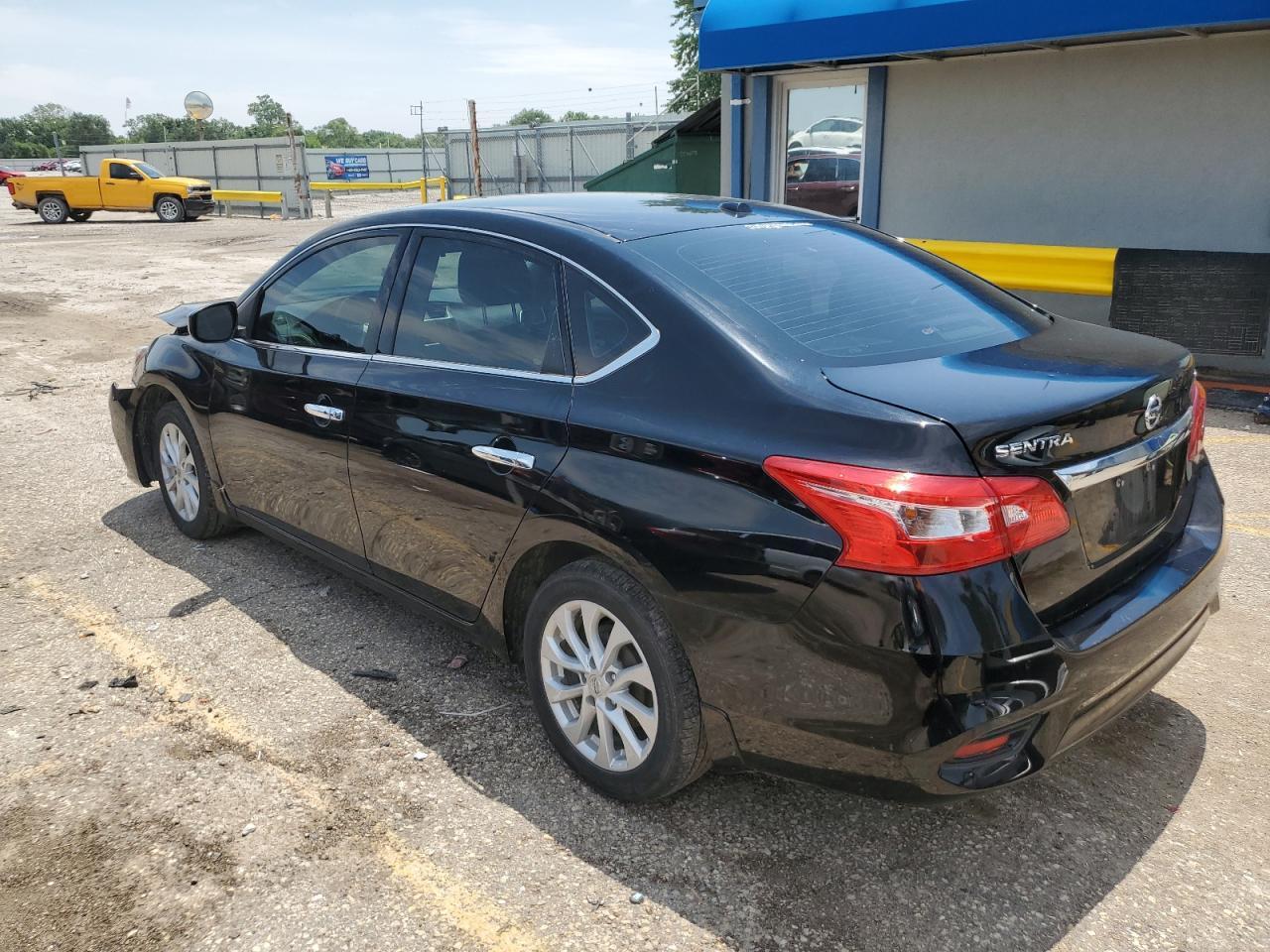 2019 Nissan Sentra S - Фото 2