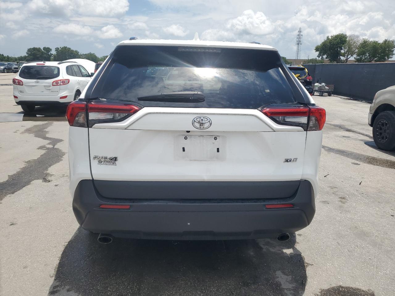 2021 Toyota Rav4 Xle - Image 6