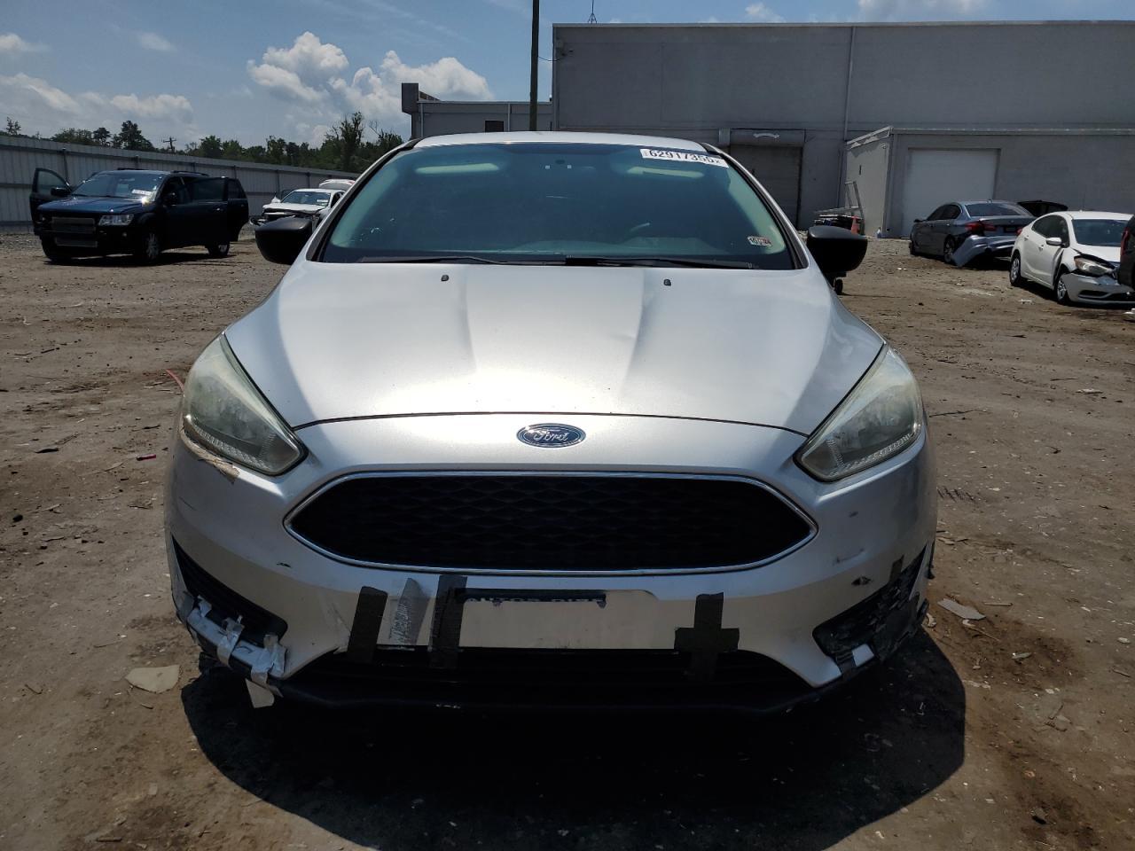 2015 Ford Focus S - Image 5