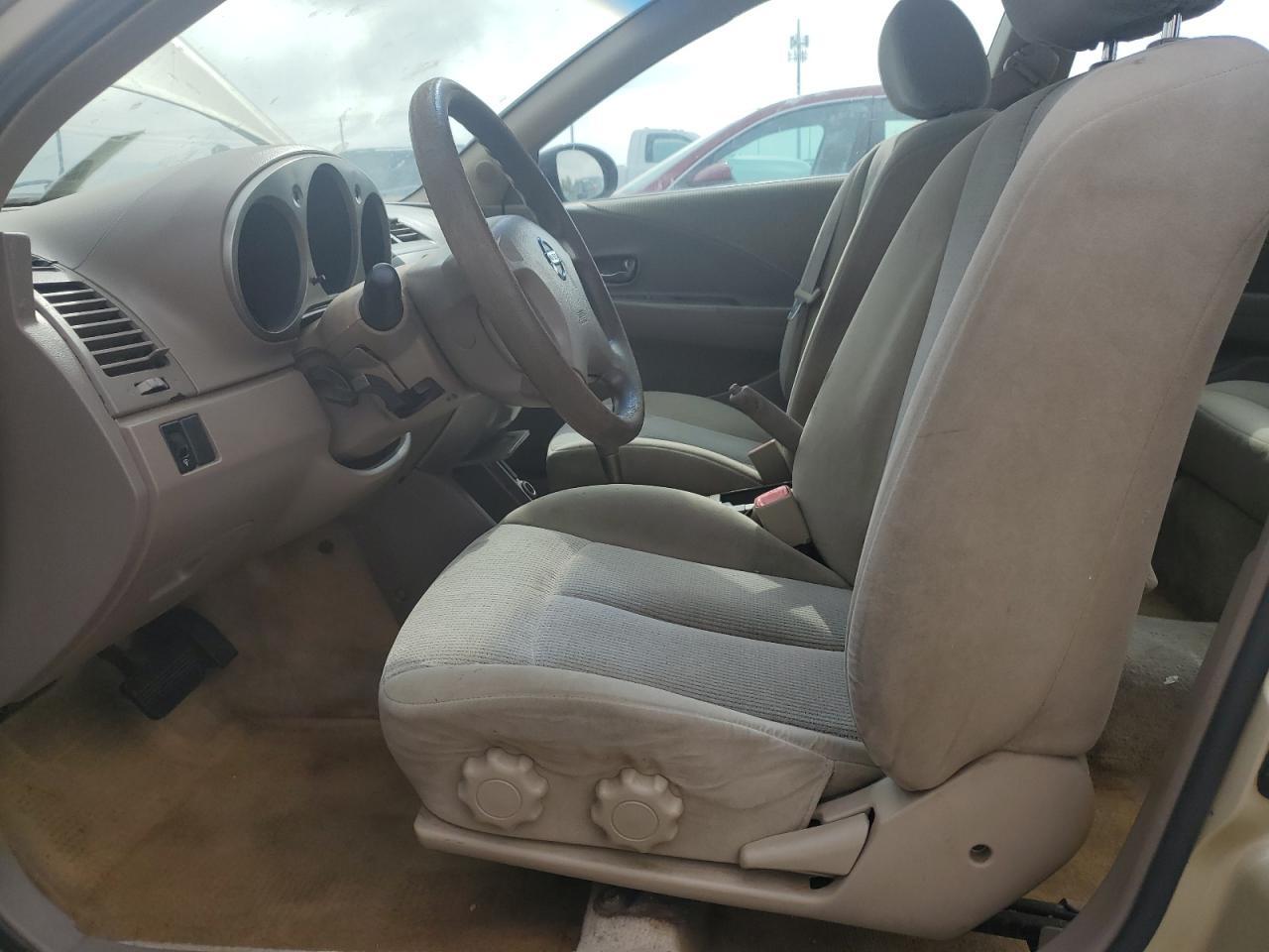 2003 Nissan Altima - Image 7
