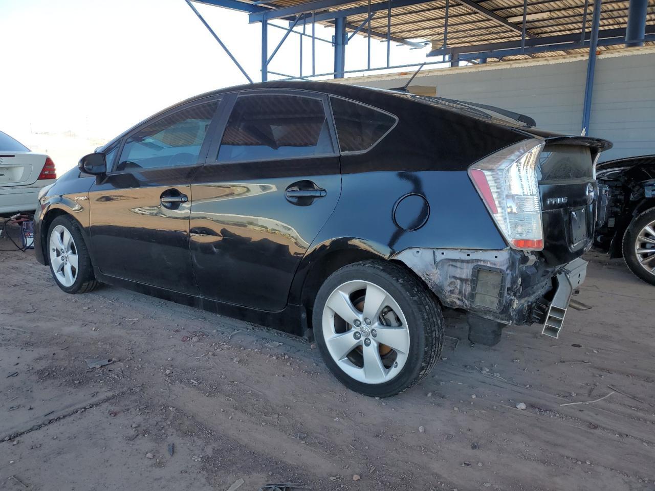2010 Toyota Prius - Image 2