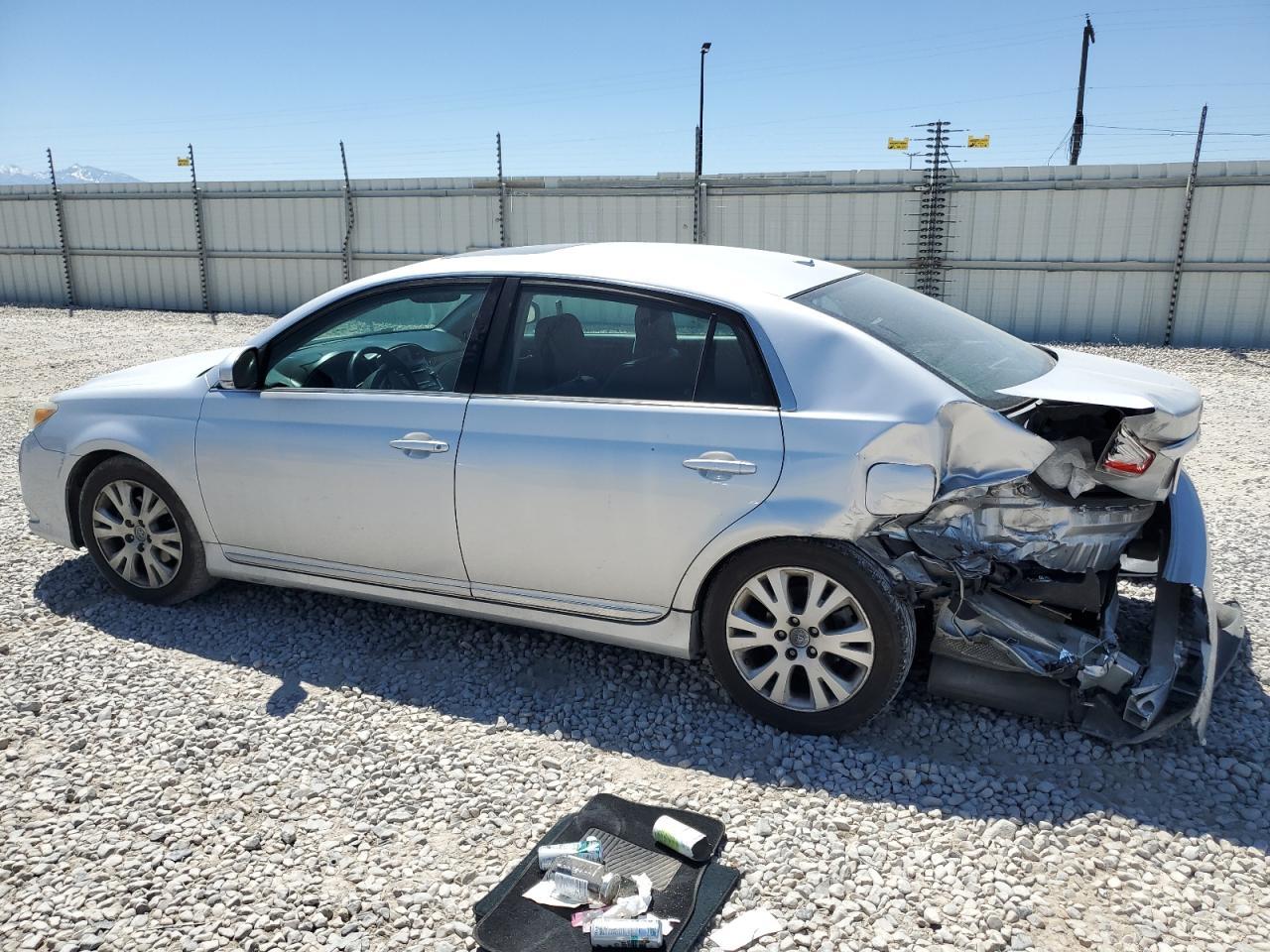 2012 Toyota Avalon Base - Фото 2
