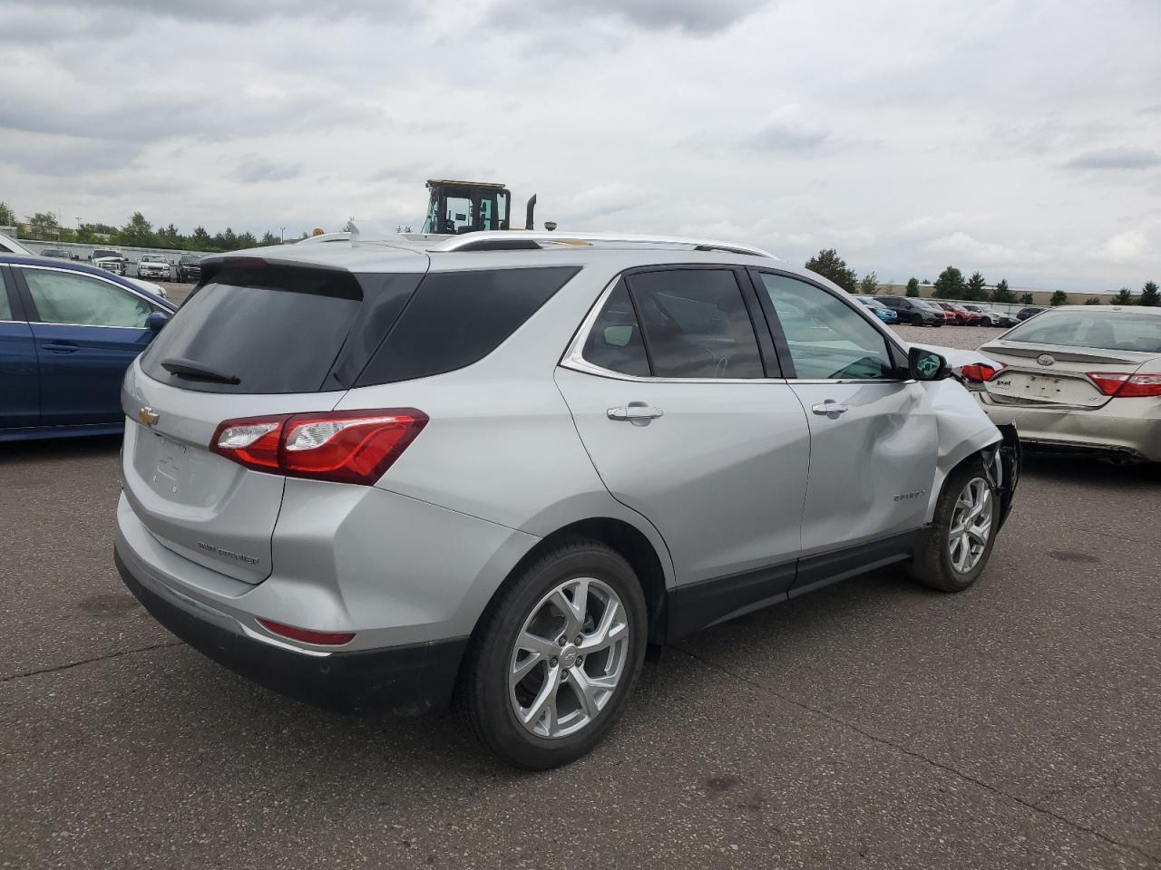 2021 Chevrolet Equinox Premier - Фото 3