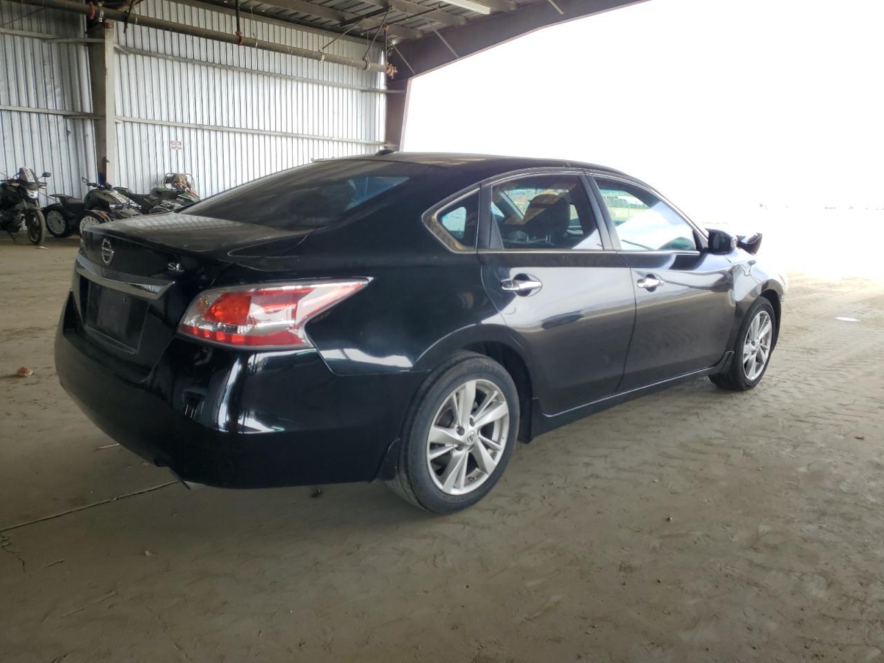 2015 Nissan Altima 2.5 - Фото 3