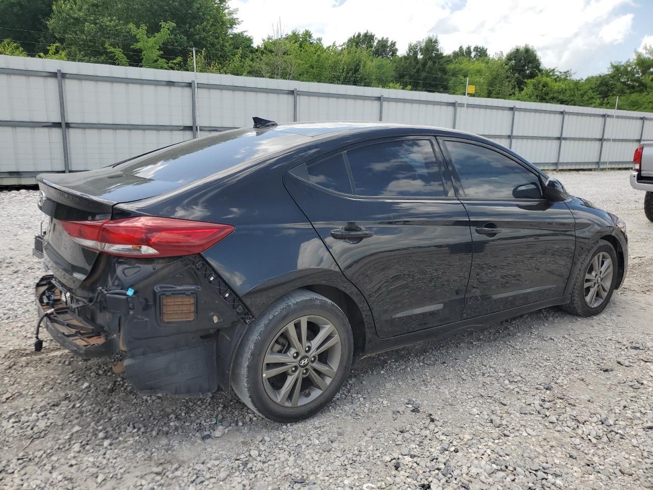 2018 Hyundai Elantra Sel - Фото 3