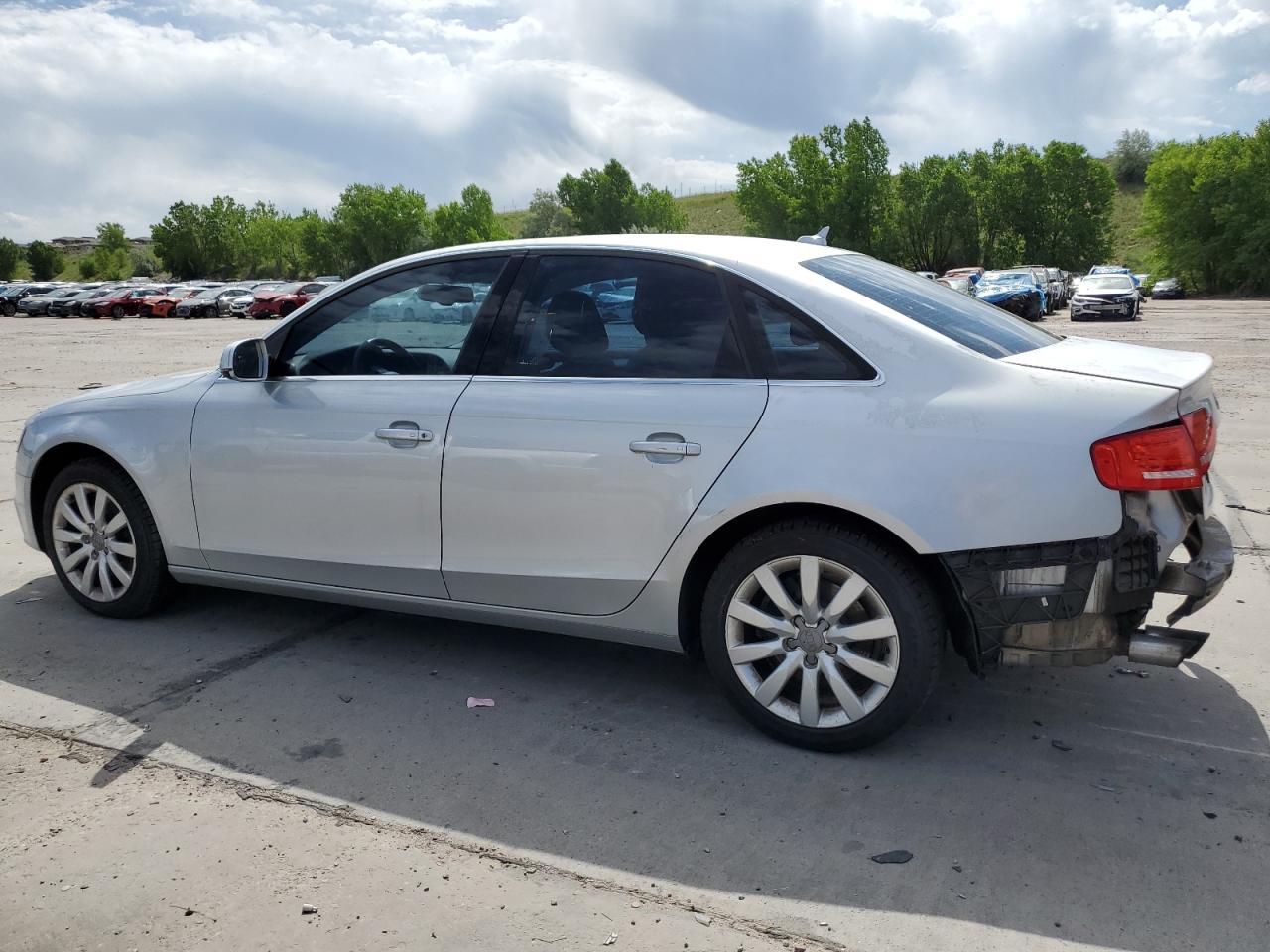2011 Audi A4 Premium Plus - Фото 2