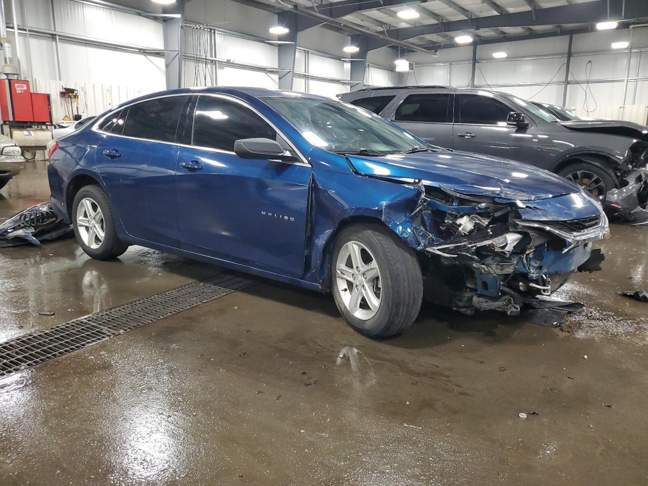 2019 Chevrolet Malibu Ls - Image 4