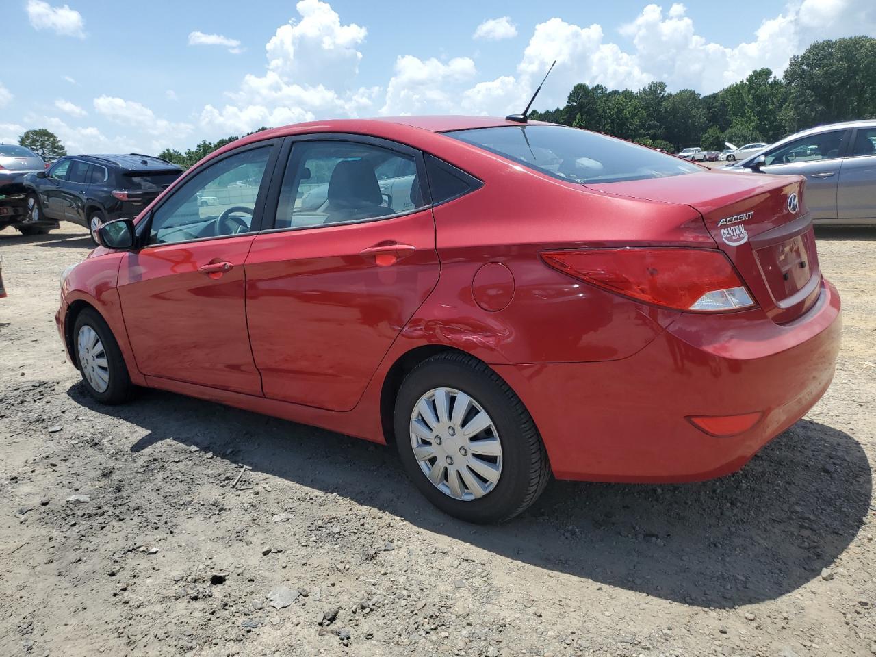 2017 Hyundai Accent Se - Фото 2