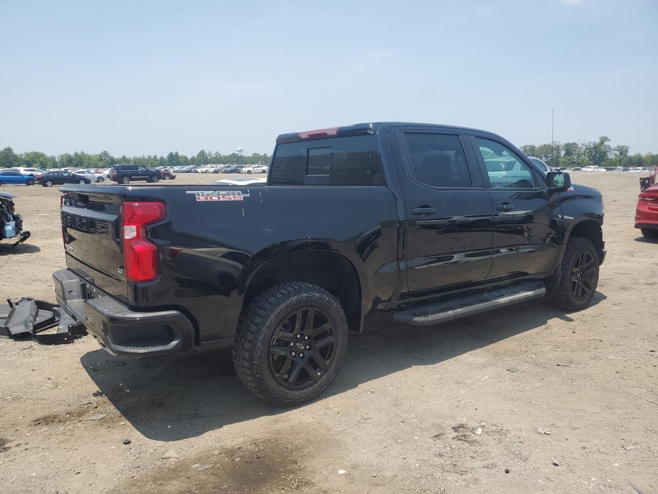 2024 Chevrolet Silverado K1500 Lt Trail Boss - Image 3