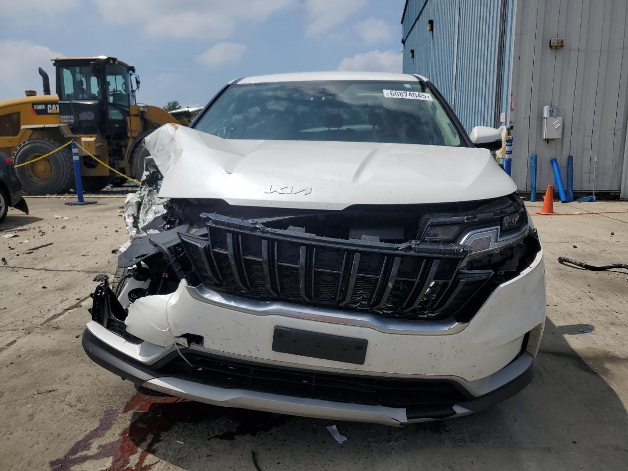 2022 Kia Carnival Lx - Image 5