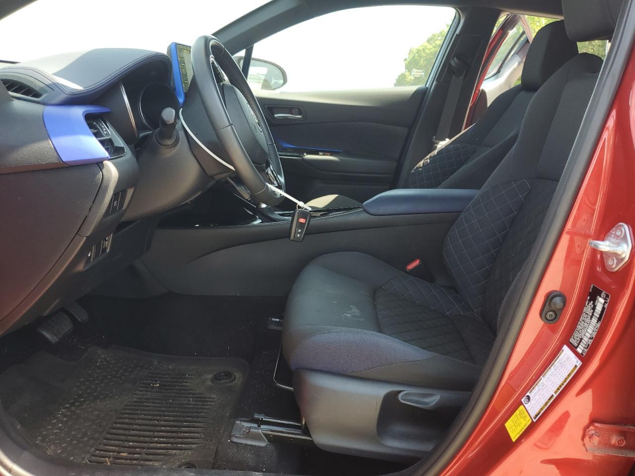 2022 Toyota C-Hr Xle - Фото 7